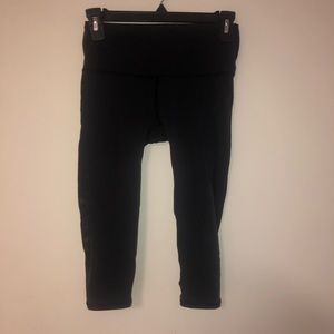 Lululemon Black Cropped Leggings